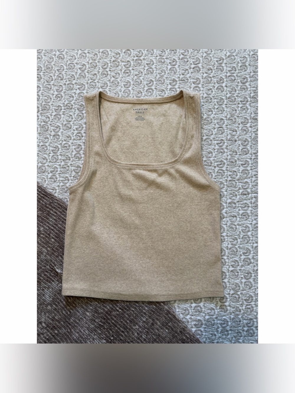 AE Main Squeeze Square Neck Tank - L - EUC!
